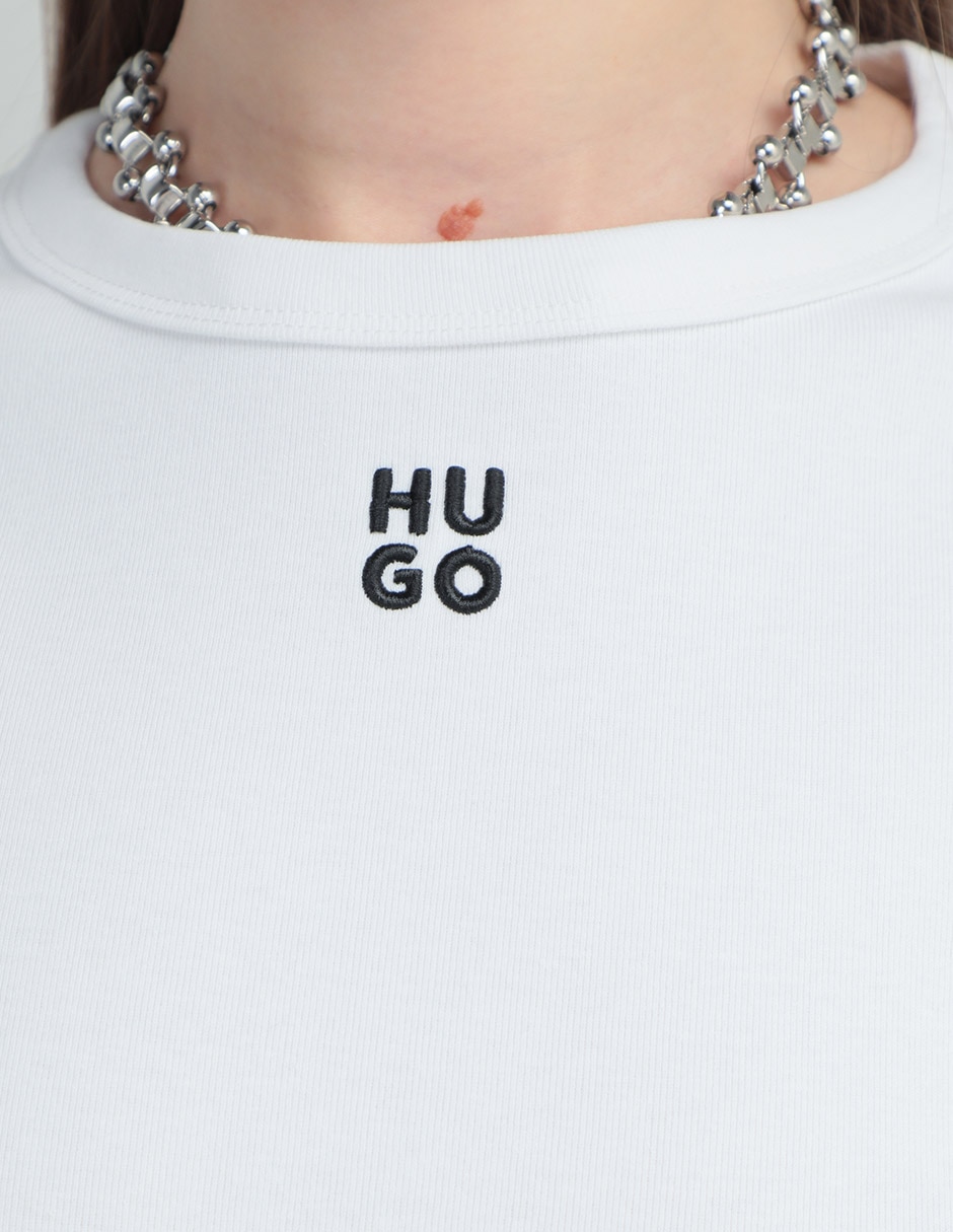 Playera manga corta Hugo cuello redondo para mujer