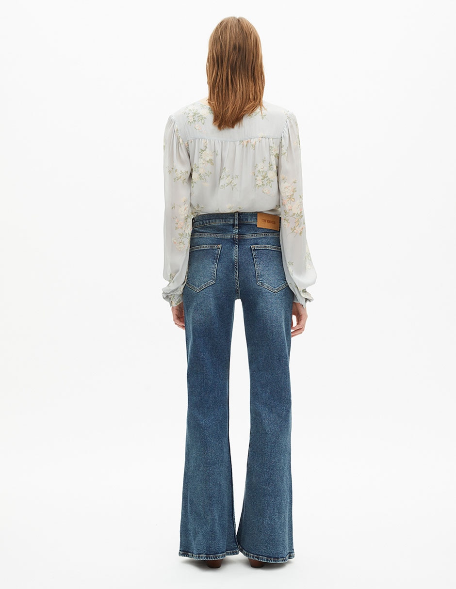 Jeans flare corte cintura para mujer 3