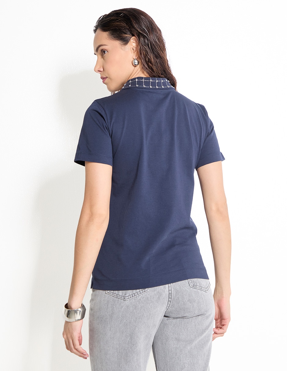 Playera tipo polo para mujer 5