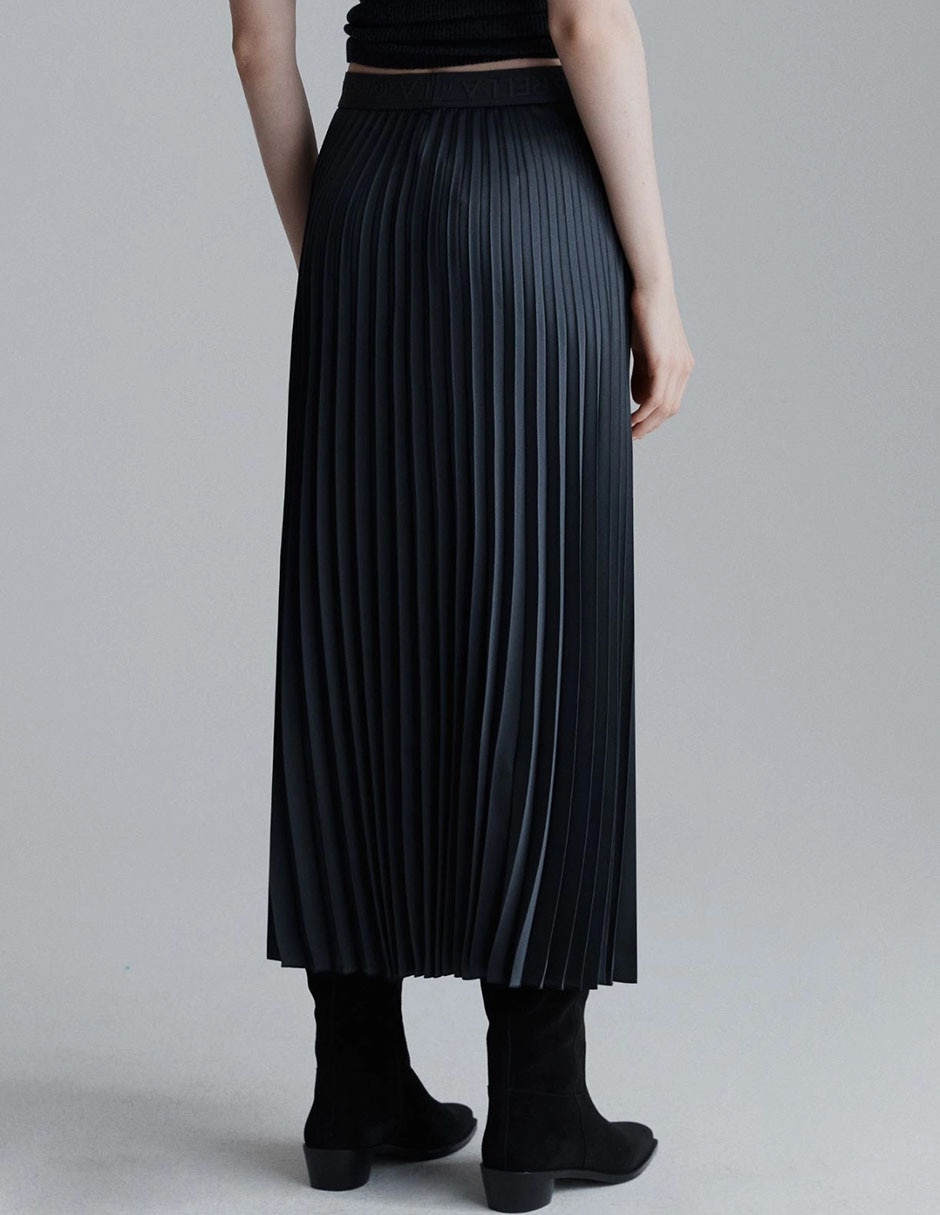 Falda crop a la cintura 7