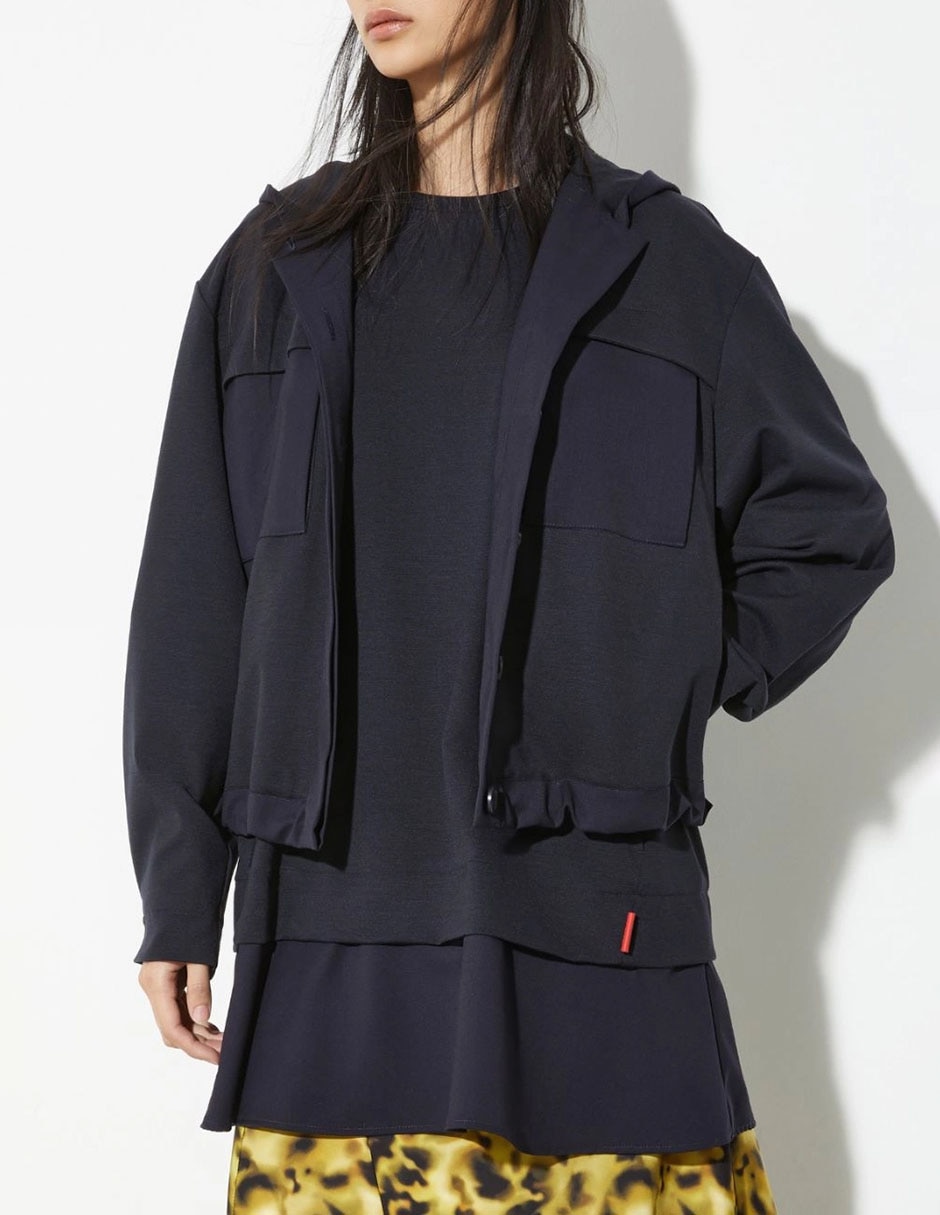 Sudadera con capucha y bolsa Max& para mujer 1