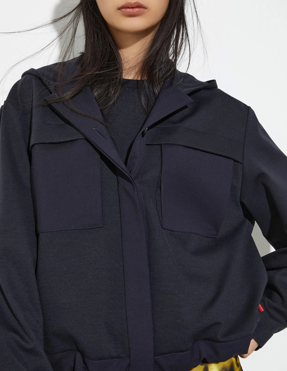 Sudadera con capucha y bolsa Max& para mujer 8