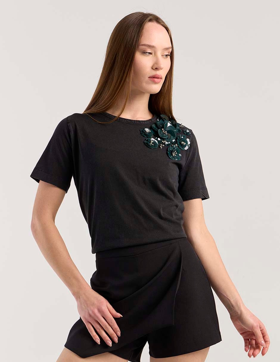Playera manga corta cuello redondo para mujer