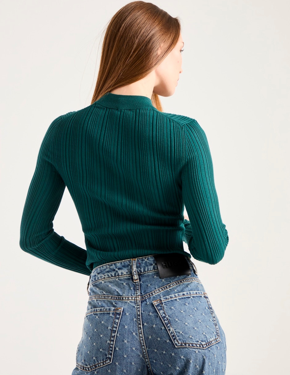 Suéter Hugo cuello alto para mujer