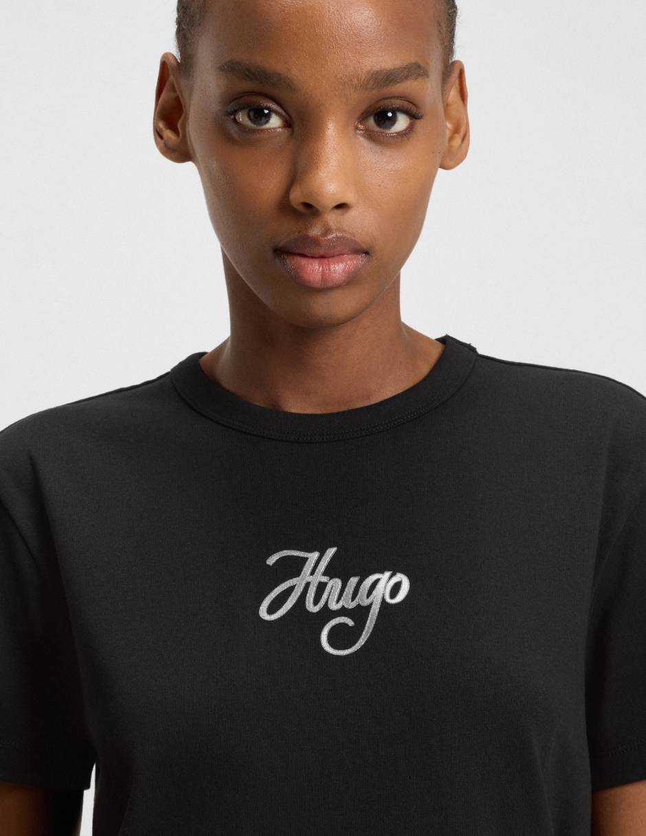 Playera manga corta cuello redondo para mujer 4