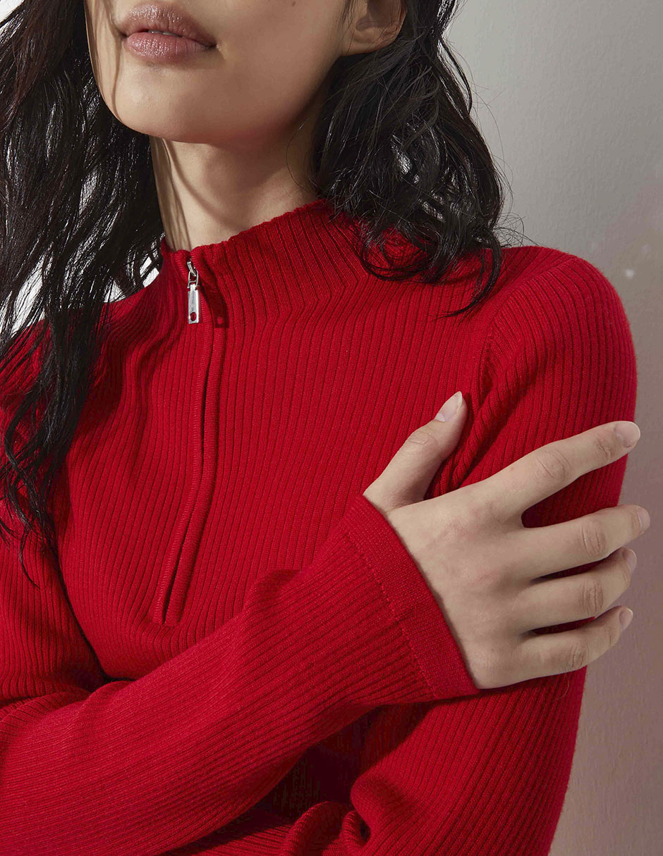Suéter cuello alto para mujer