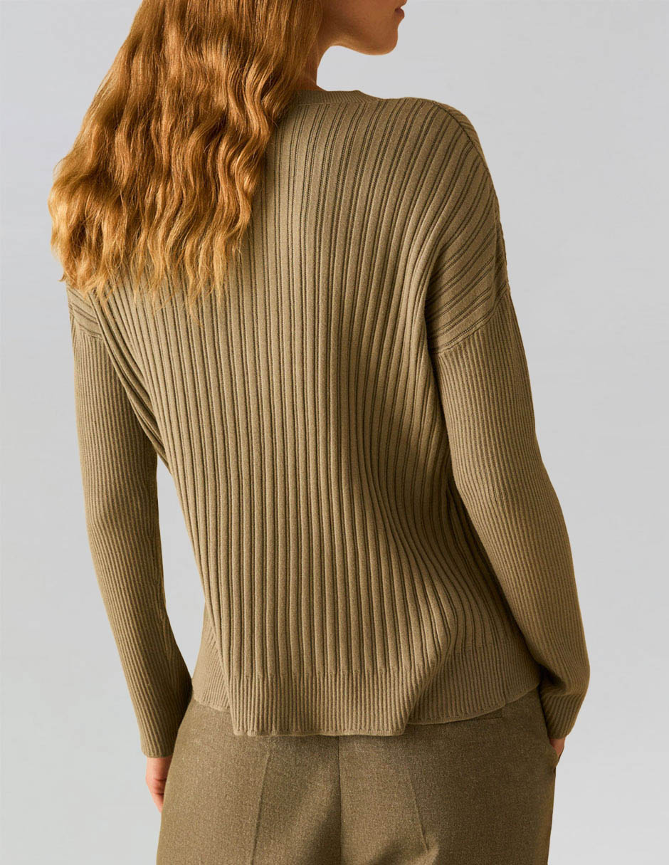 Suéter cuello redondo para mujer 5