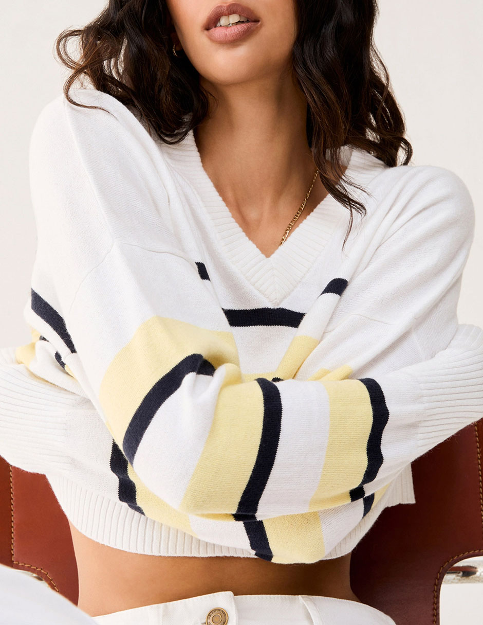 Suéter cuello redondo para mujer 7