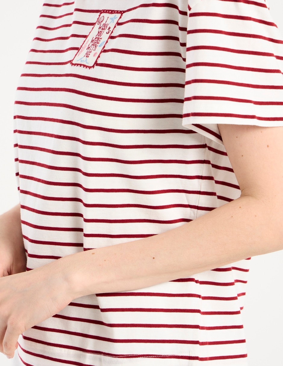 Playera manga corta Pennyblack cuello redondo para mujer