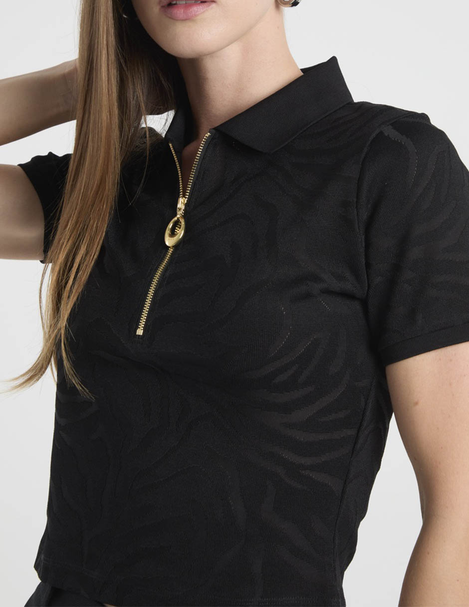 Top cuello redondo escote regular 9