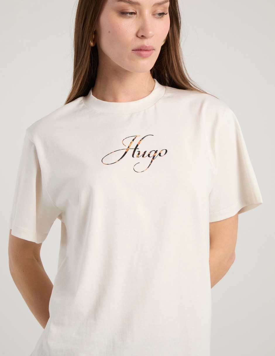 Playera manga corta cuello redondo mujer
