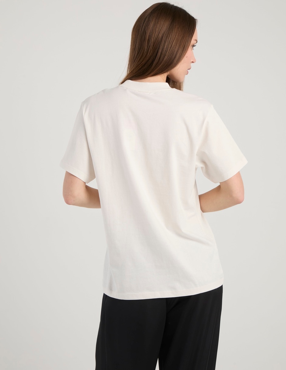 Playera manga corta cuello redondo mujer 6