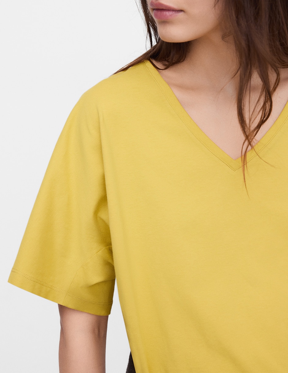 Playera manga al codo Adolfo Dominguez cuello v para mujer