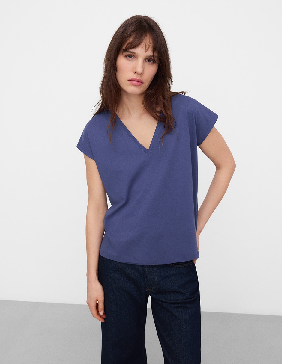 Playera manga corta cuello v para mujer