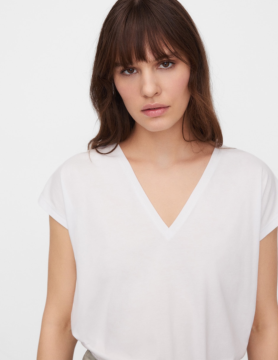 Playera manga corta Adolfo Dominguez cuello v para mujer
