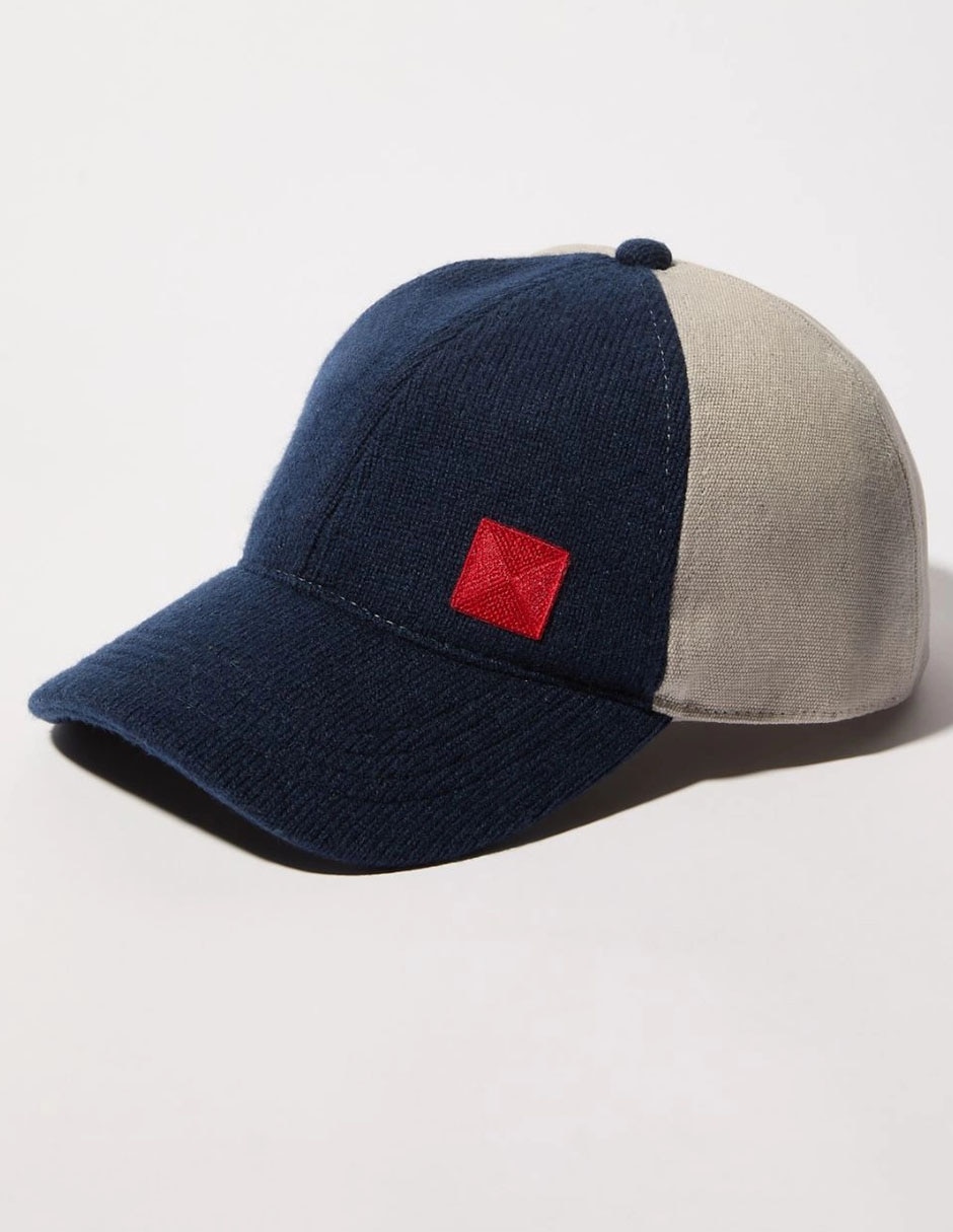 Gorra visera curva broche Max& Co para mujer