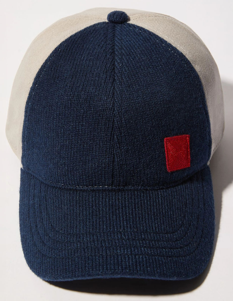 Gorra visera curva broche Max& Co para mujer 4