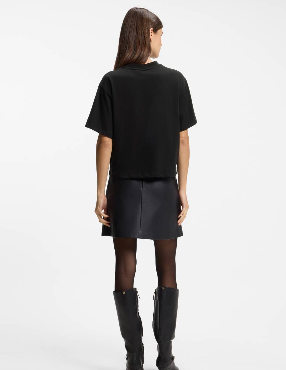 Playera manga corta cuello redondo para mujer 4