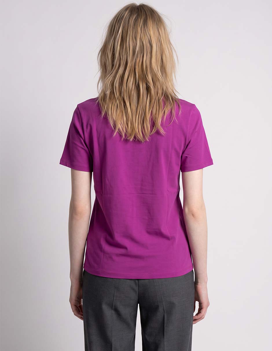 Playera manga corta cuello redondo para mujer