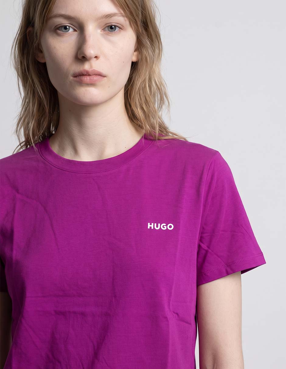Playera manga corta cuello redondo para mujer