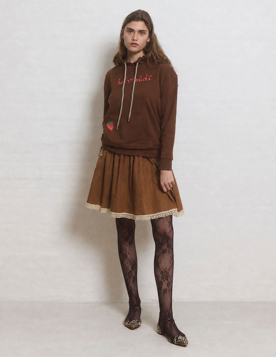 Sudadera con capucha y bolsa para mujer 4