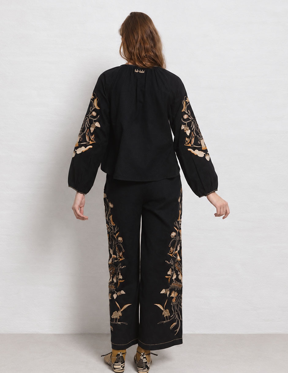 Pantalón amplio para mujer 4