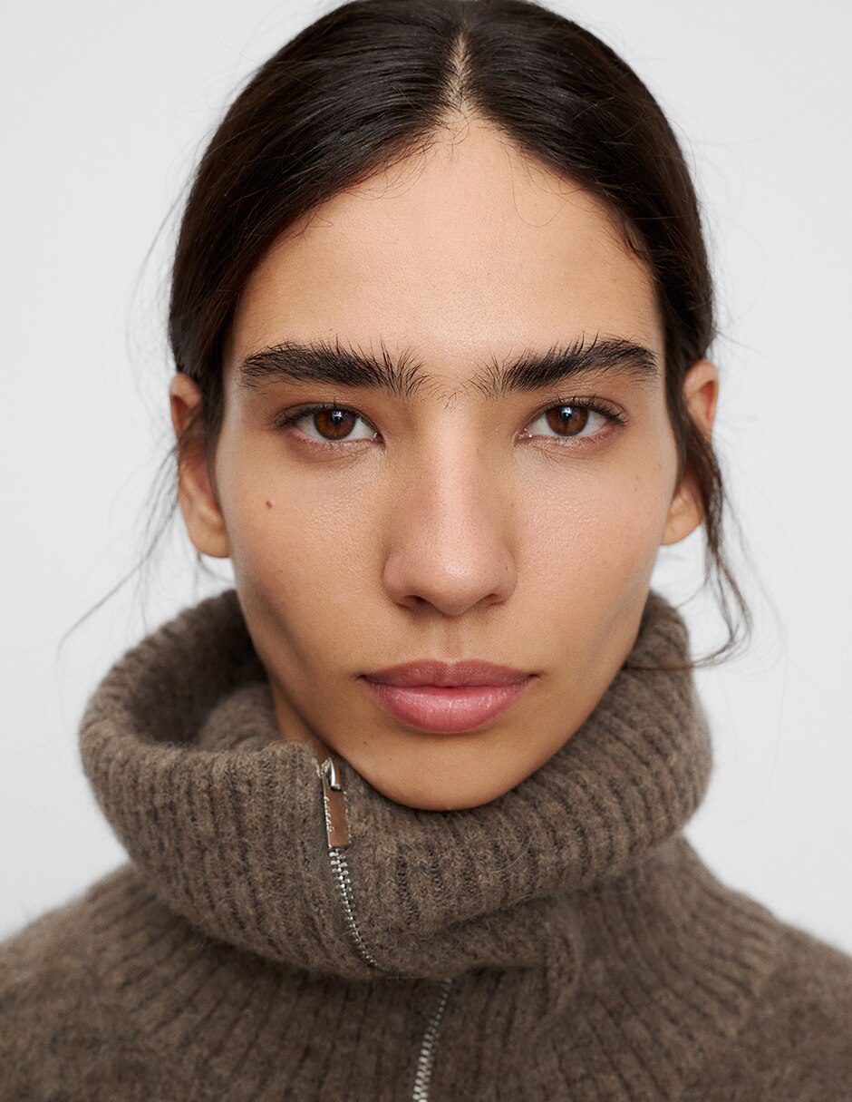 Suéter cuello alto para mujer 6