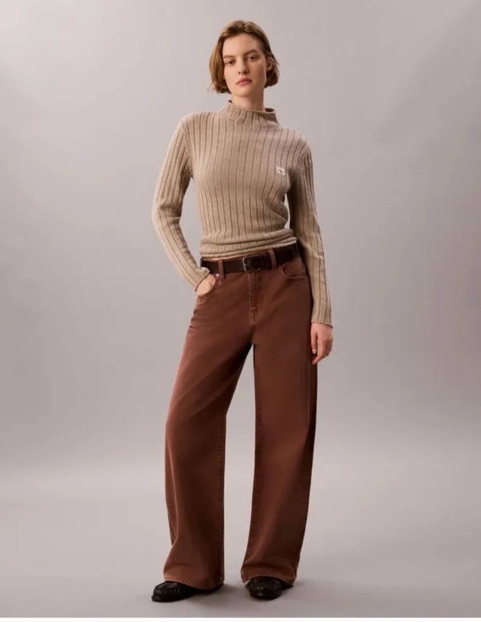 Jeans wide leg calvin klein para mujer 4